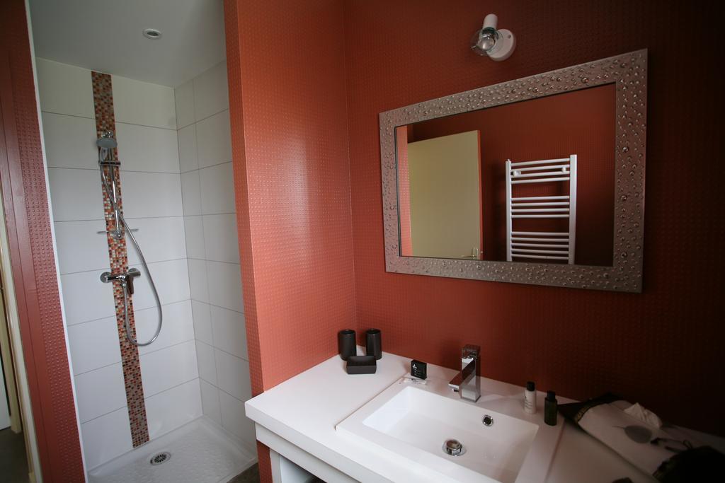 Hotel - Restaurant L'Hortensia Noyalo Pokoj fotografie
